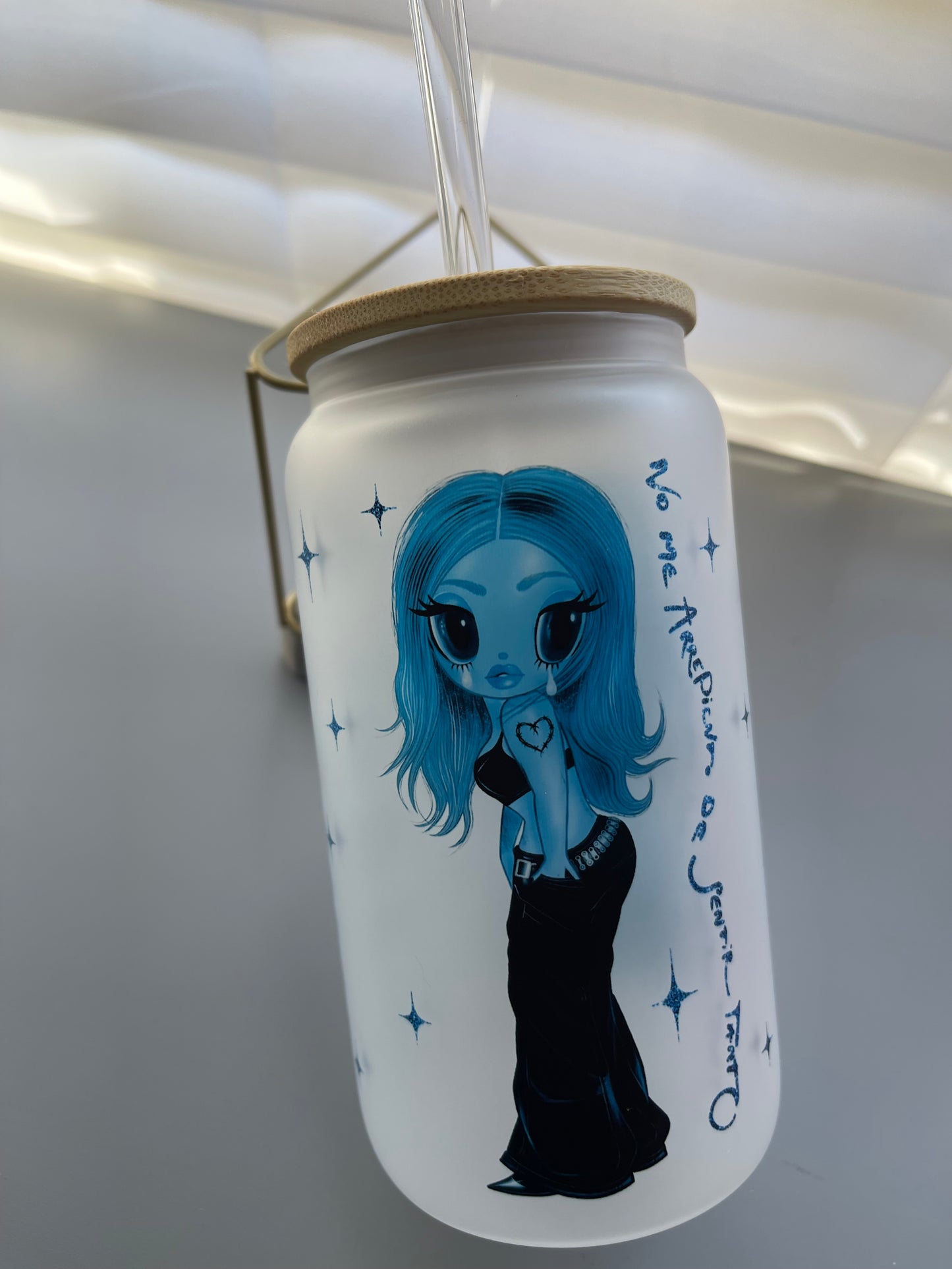 karol G No me arrepiento de sentir tanto blue glass cup