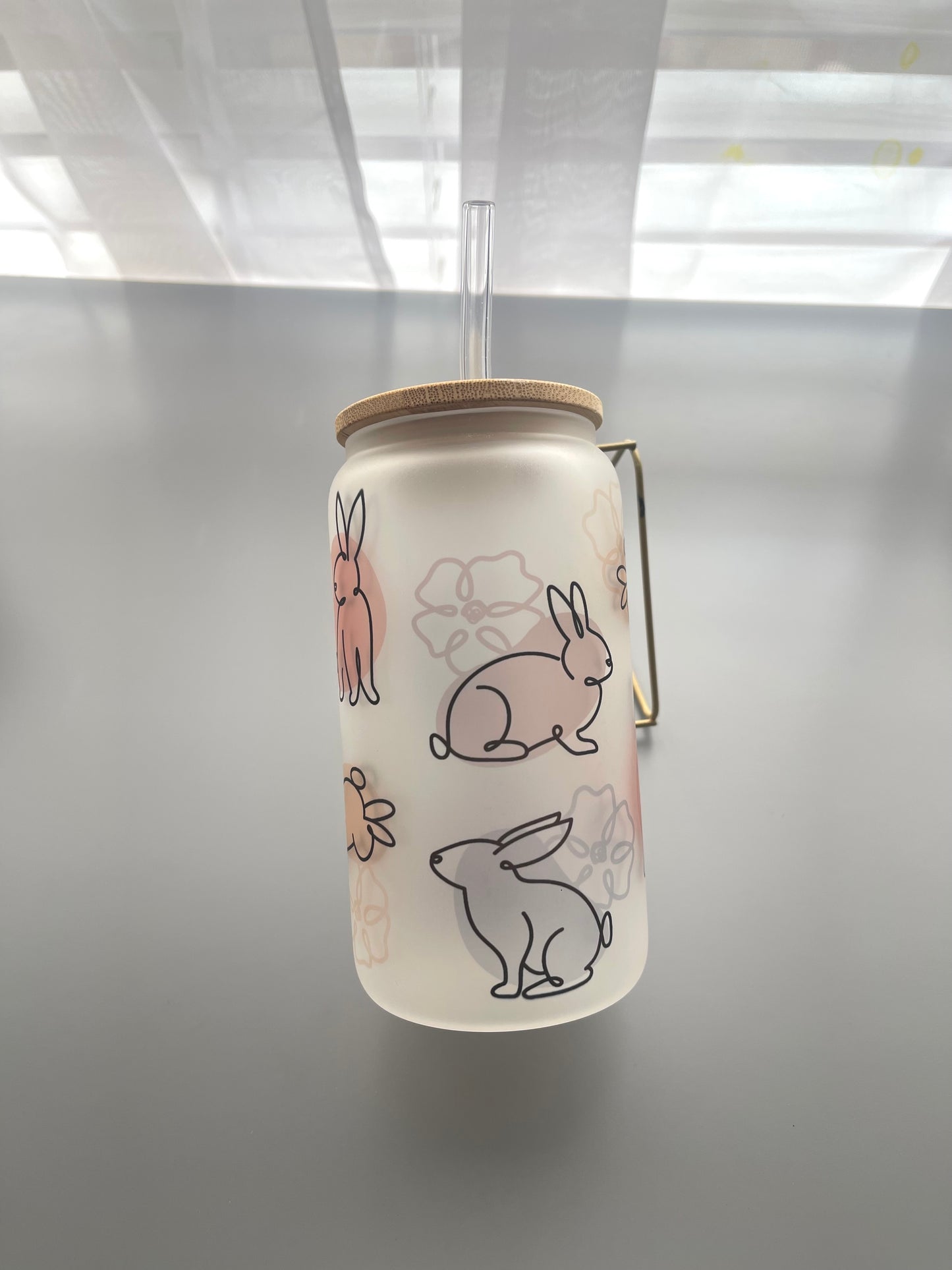 Pastel bunny glass can with lid & straw